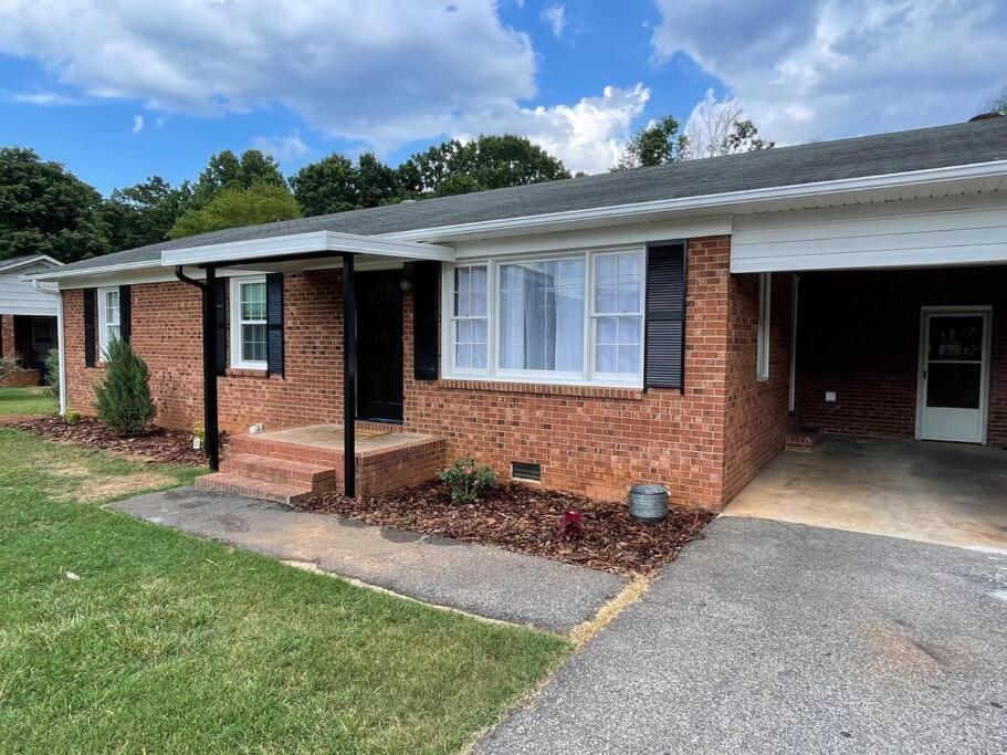 Villa 1 King/2queen Bd Next To Big Park Lexington